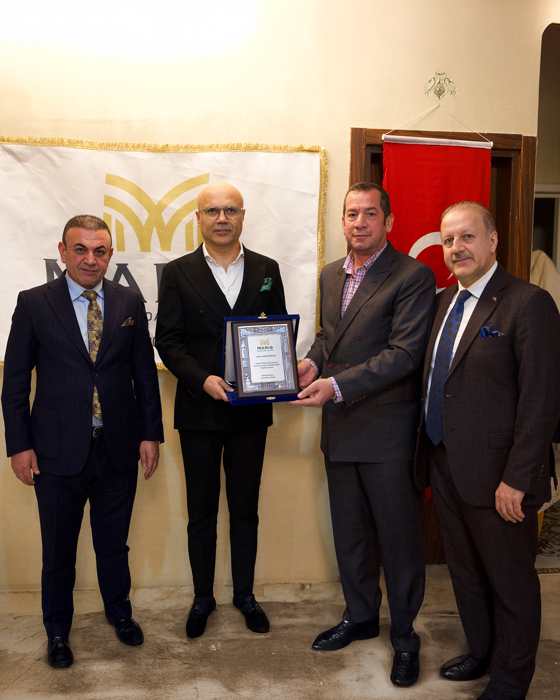 SAYIN VEDAT ÖZÇELİK YÜKSEK İSTİŞARE KURULUMUZA KATILARAK BİZLERİ ONURE ETMİŞTİR... <a href='icerikler.php?kategori=gundem&icerik=sayin-vedat-ozcelik-yuksek-istisare-kurulumuza-katilarak-bizleri-onure-etmistir'>Devamını Oku</a>